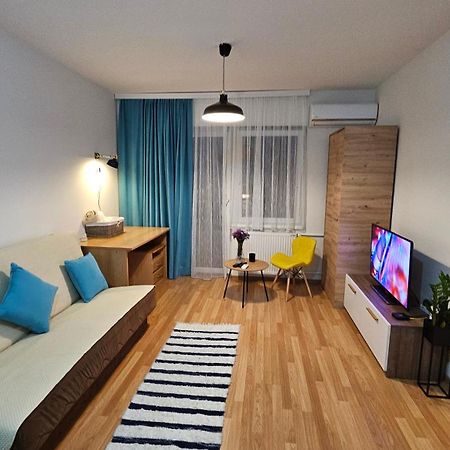 Grandpa Vojin'S Cozy Corner Apartment Subotica Exterior photo