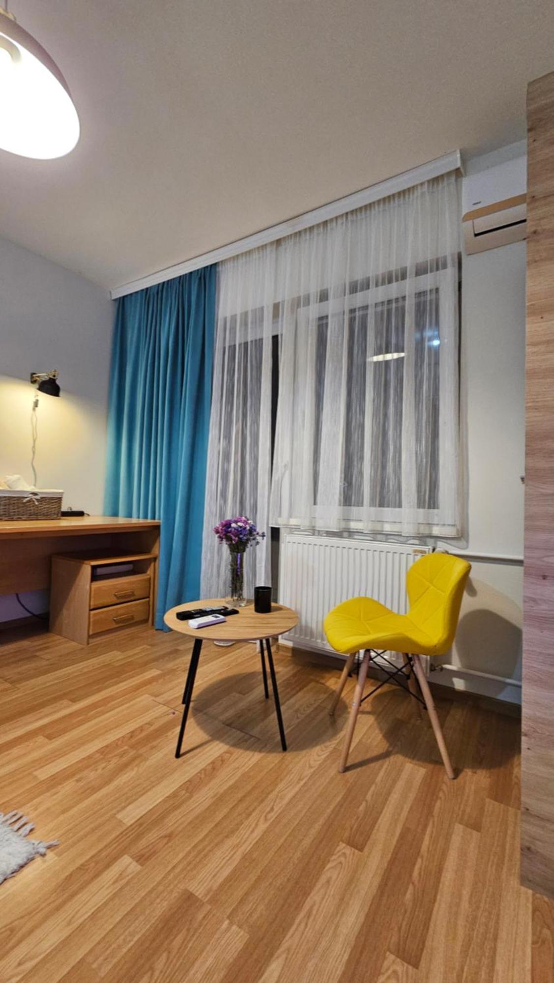 Grandpa Vojin'S Cozy Corner Apartment Subotica Exterior photo